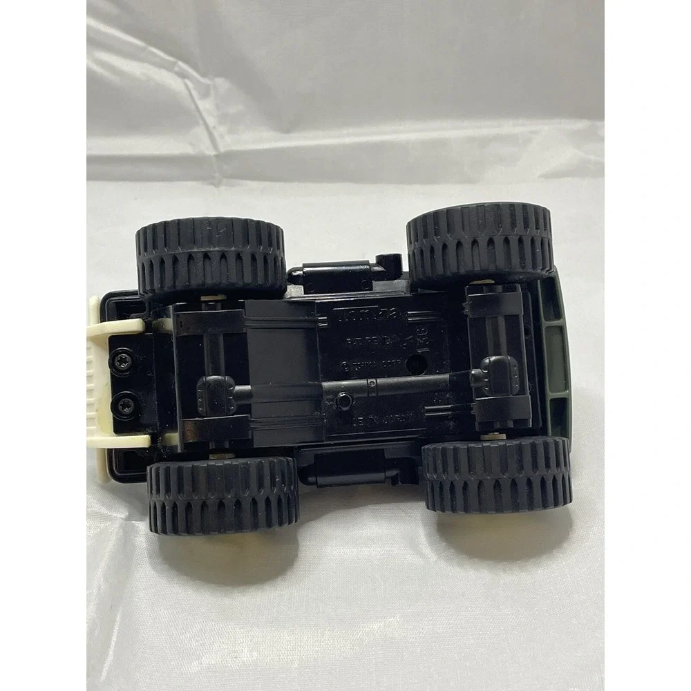 RARE‎ 1983 TONKA Medical Unit 2776 Power Wagon Clutch Popper Truck Toy Japan